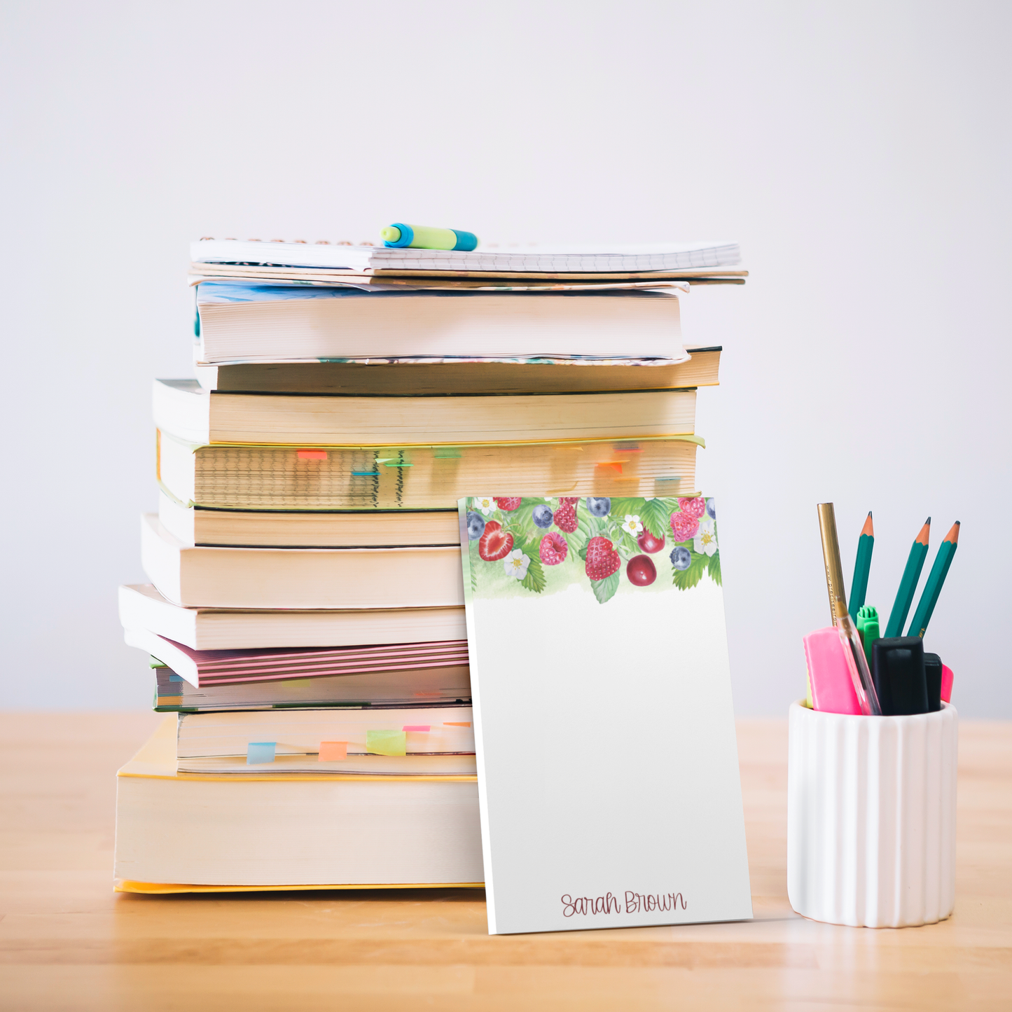 Berry_Floral_Notepad_Custom_Name_Memo_P_4x6_Lifestyle_02_Mockup.png_15668851