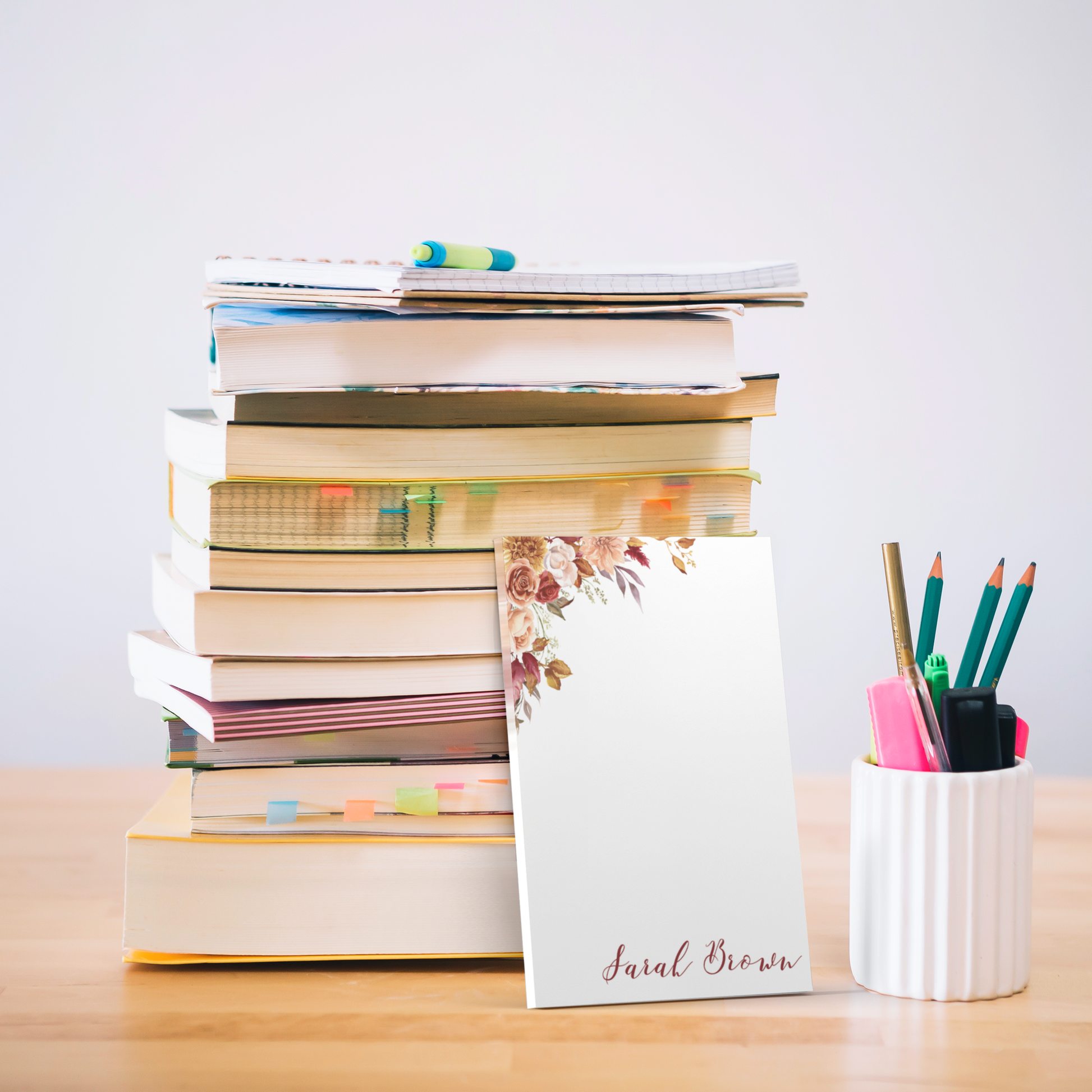 Personalized_Floral_Stationery_Watercol_4x6_Lifestyle_02_Mockup.png_15668846