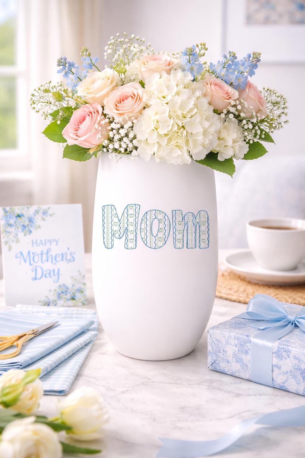 Personalized Mom Vase detail